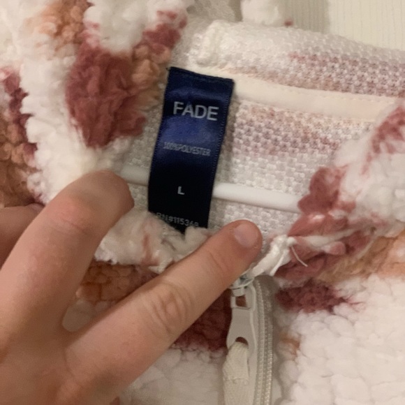 Fade zip up fleece hooded 1/4 zip - Picture 2 of 3